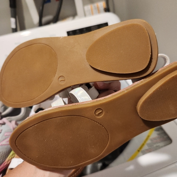 Rachels shoes - Picture 2 of 2